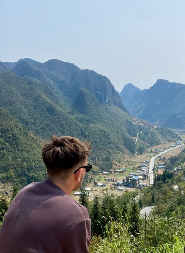 Freelance web designer who helps small businesses grow online